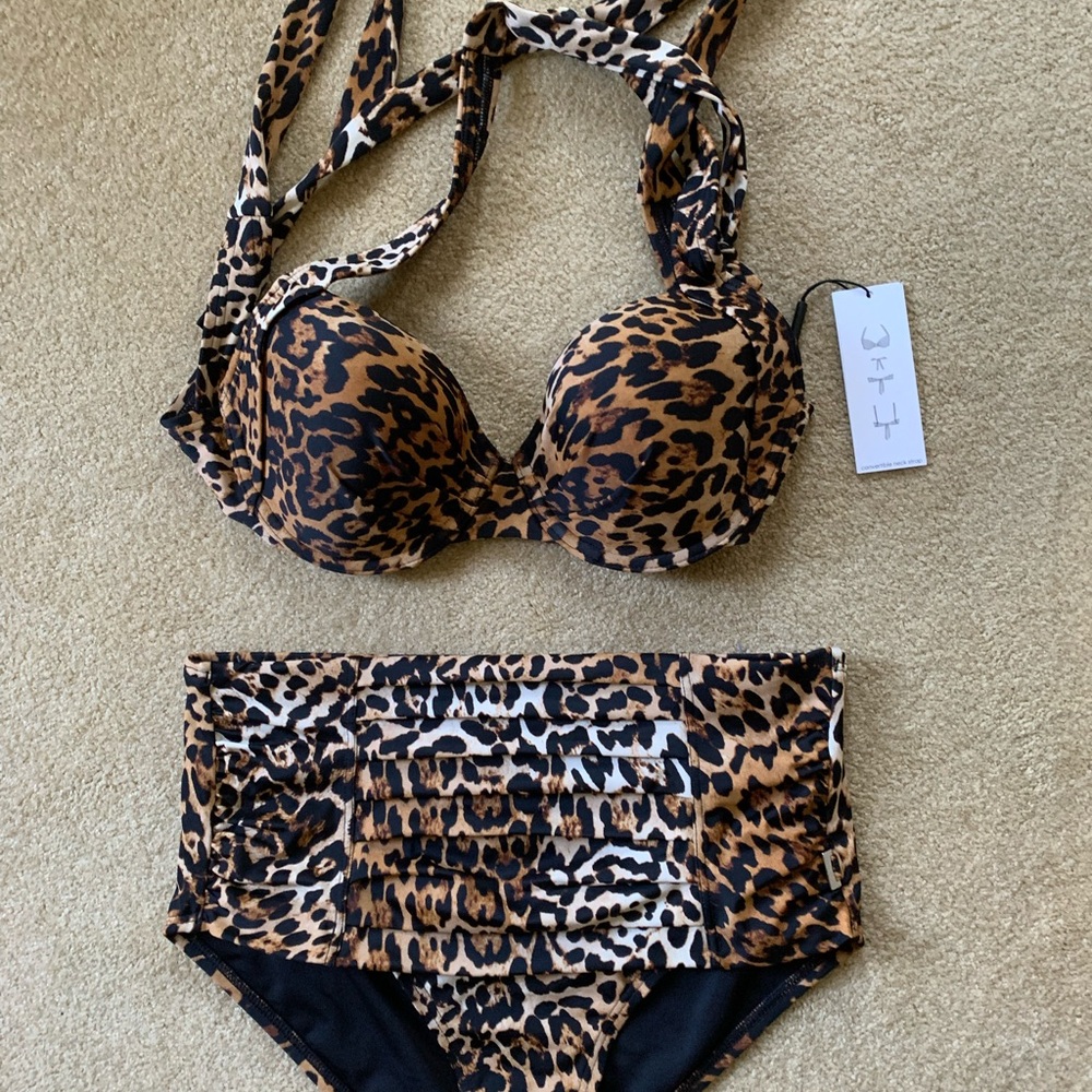 Ladies Bikini.  Calvin Klein.  Size M.  $62